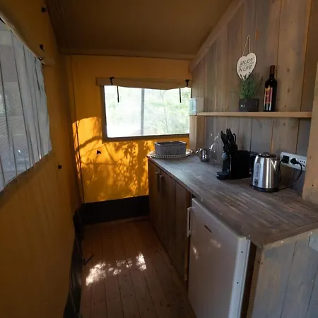 Holidays - Podere Sei Poorte Luxe tent Genga (Pesaro and Urbino)