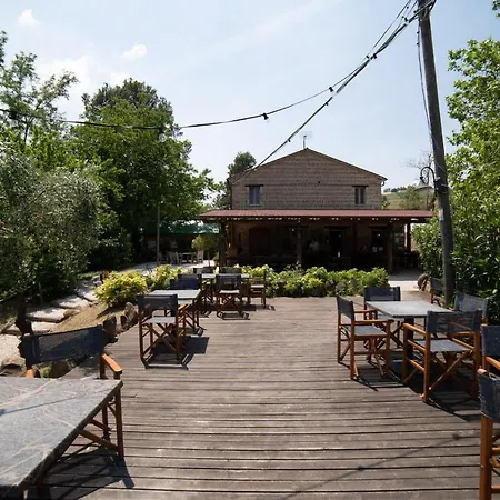 Holidays - Podere Sei Poorte Genga (Pesaro and Urbino)