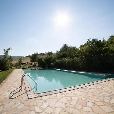 Holidays - Podere Sei Poorte * Genga (Pesaro and Urbino)