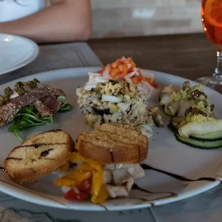 Holidays - Podere Sei Poorte * Genga (Pesaro and Urbino)